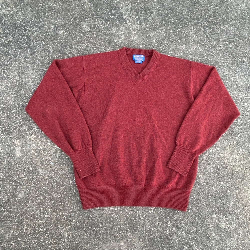 Vintage 90s Pendleton Pure Lambswool Long Sleeve Sweater Burgundy Men’s L V Neck